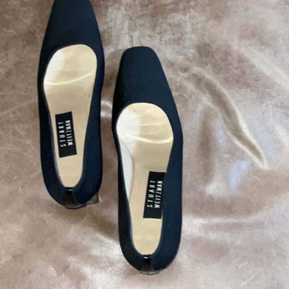 Stuart Weitzman 9 AA Black Classic Heels  Black Patent Heel & Decorative Stripe